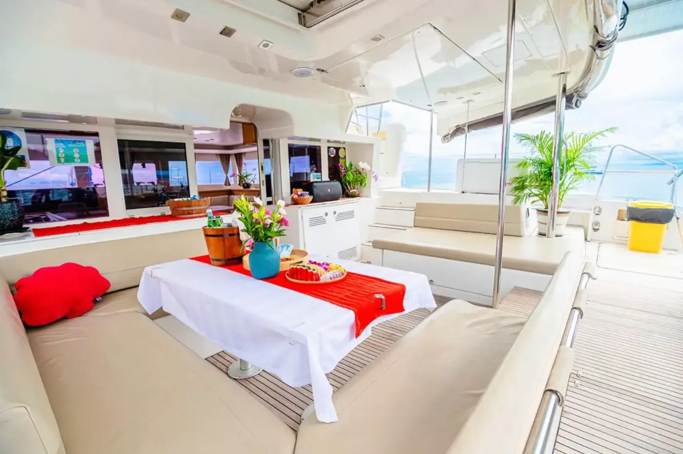 Lagoon 450 Sailing Catamaran photo 4