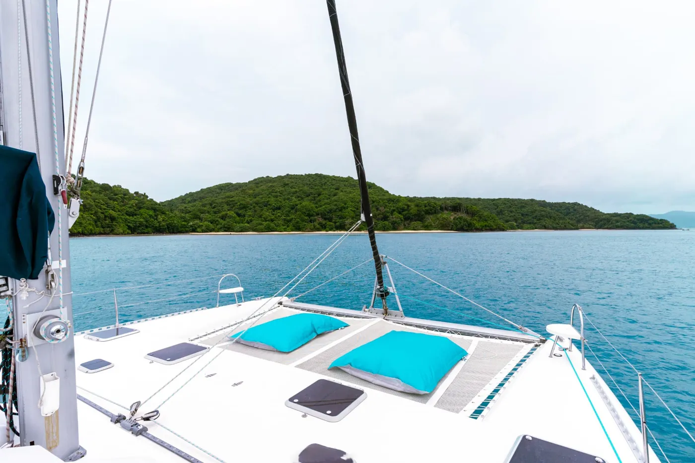 Nautitech Sailing Catamaran 47ft photo 2