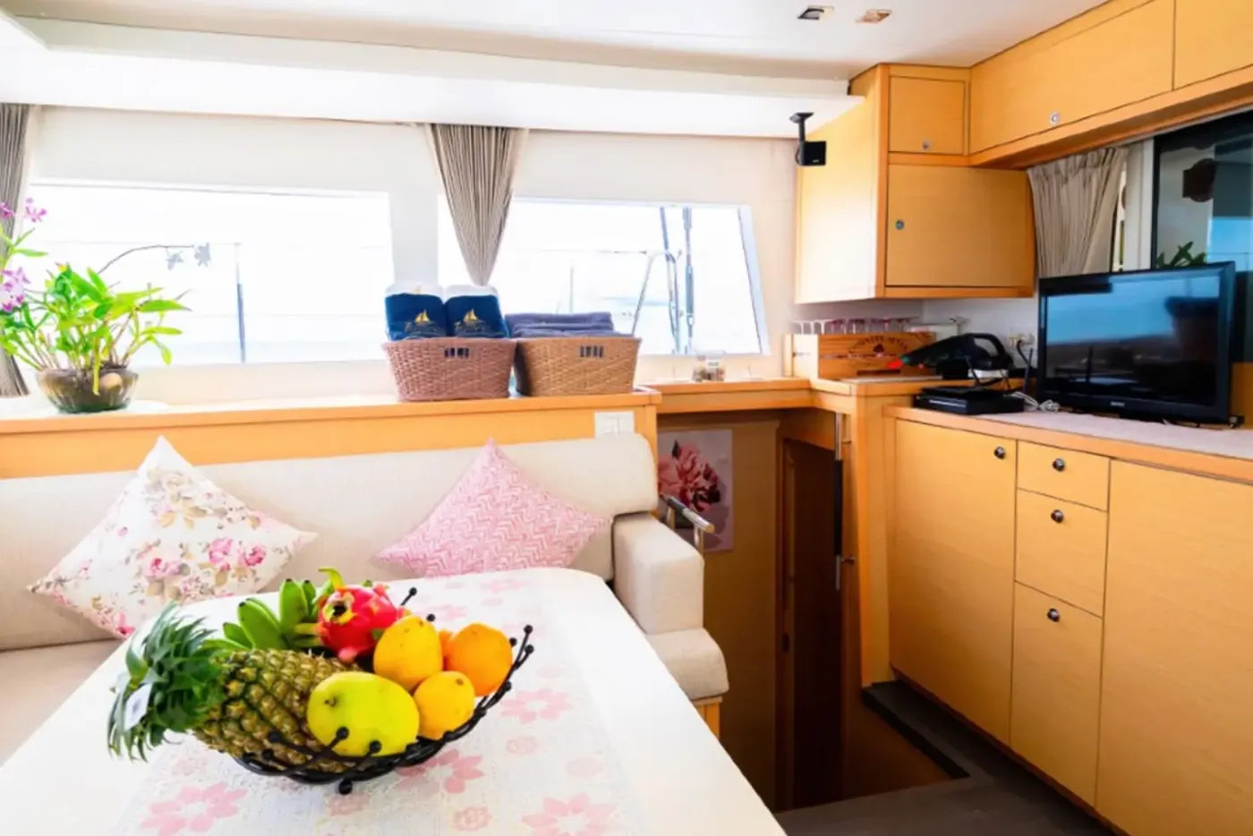 Lagoon 450 Sailing Catamaran photo 9