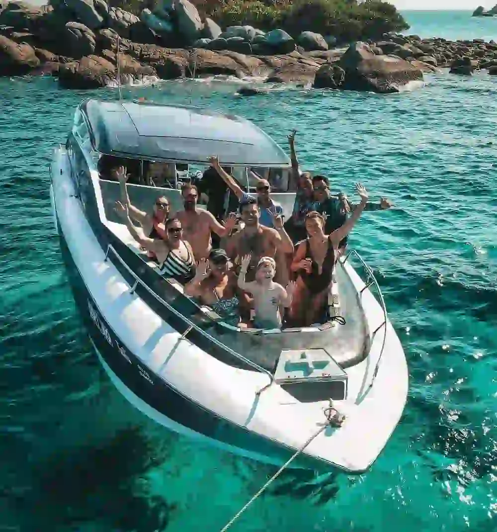 39ft Sunnav Custom Dive Boat exterior photo