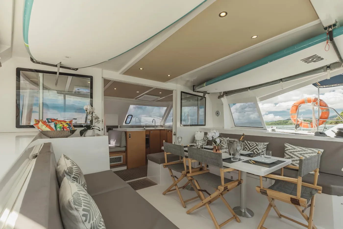 Nautitech Sailing Catamaran 40ft photo 8