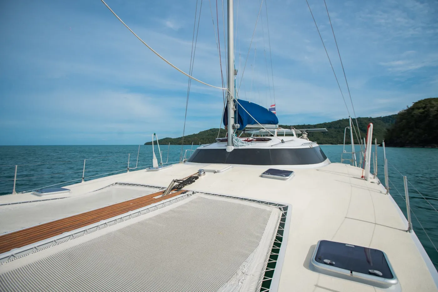 Mumby Sailing Catamaran 48ft photo 7