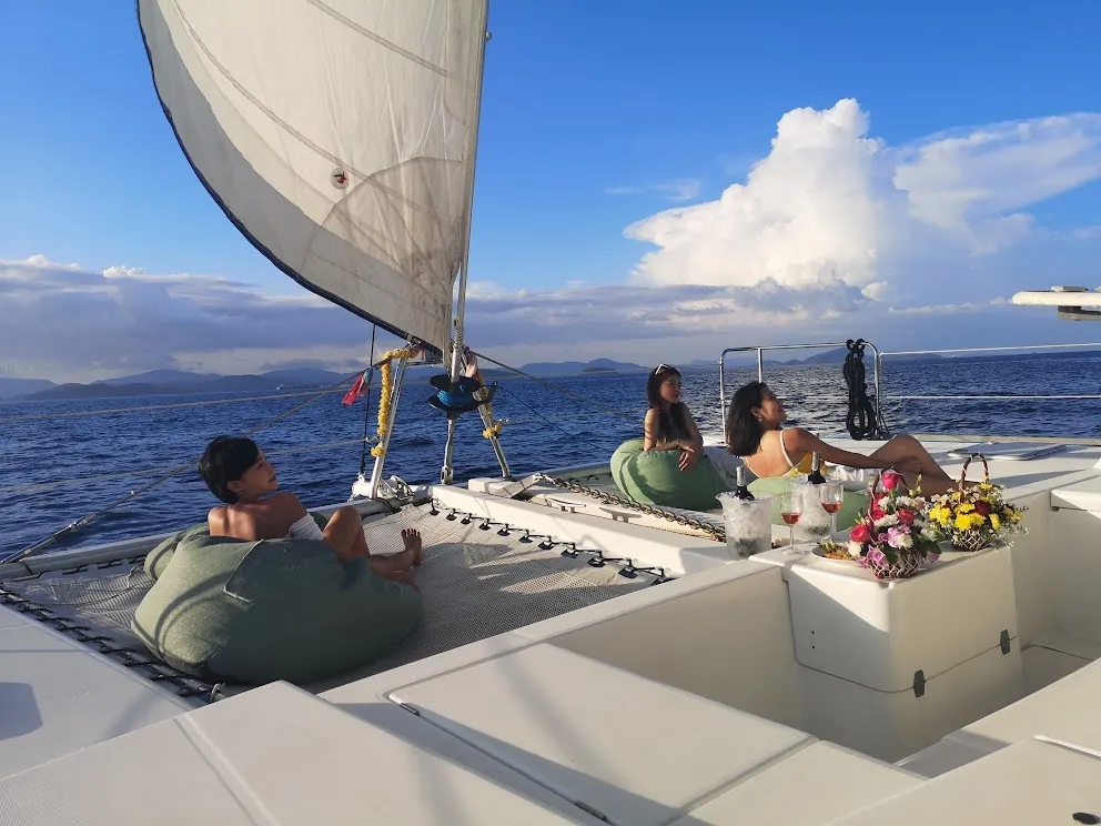 Lagoon Sailing Catamaran 44ft photo 3
