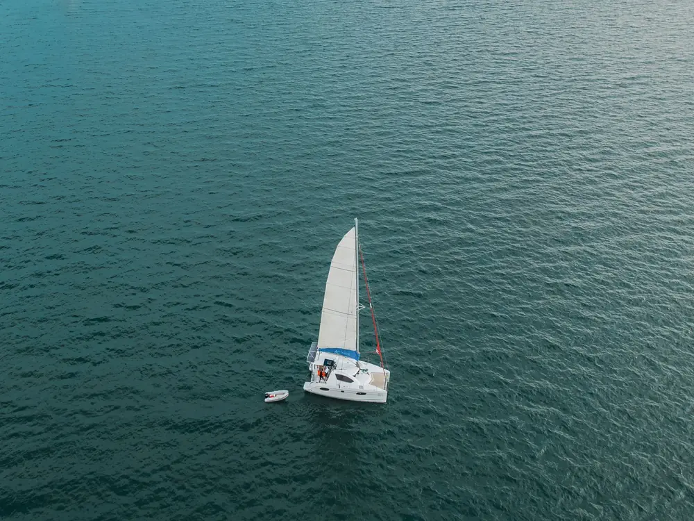 Real 2 Sailing catamaran 39ft exterior photo
